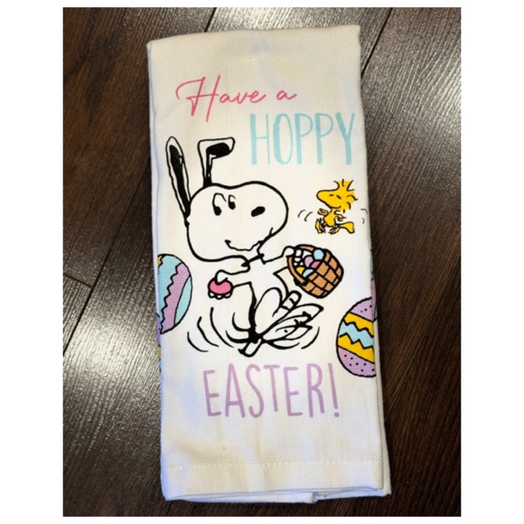 NEW Peanuts Snoopy Easter Kitchen Towels Set 🐰 - Picture 2 of 2